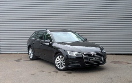 Audi A4, 2018 год, 2 950 000 рублей, 25 фотография