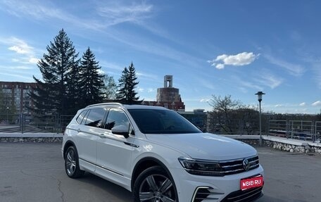 Volkswagen Tiguan II, 2020 год, 2 857 000 рублей, 1 фотография