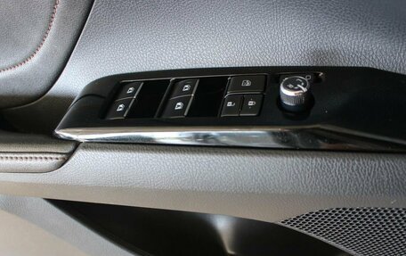 Toyota Camry, 2018 год, 2 684 900 рублей, 14 фотография