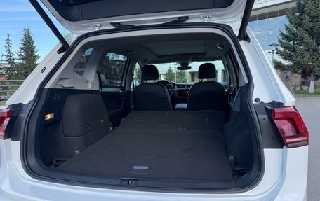 Volkswagen Tiguan II, 2020 год, 2 857 000 рублей, 13 фотография