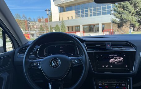 Volkswagen Tiguan II, 2020 год, 2 857 000 рублей, 19 фотография