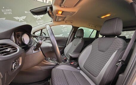 Opel Astra K, 2019 год, 1 610 000 рублей, 11 фотография