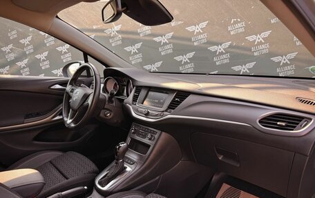 Opel Astra K, 2019 год, 1 610 000 рублей, 25 фотография