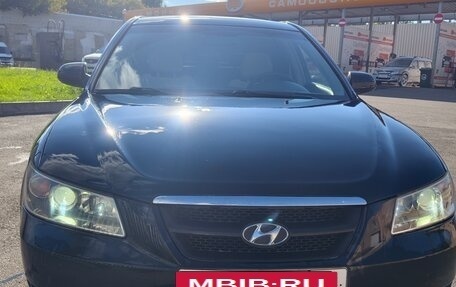 Hyundai Sonata VI, 2006 год, 595 000 рублей, 2 фотография