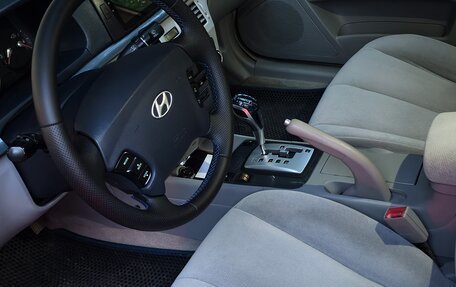 Hyundai Sonata VI, 2006 год, 595 000 рублей, 14 фотография