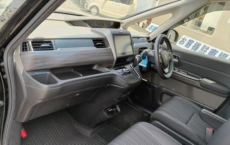 Honda Freed II, 2016 год, 1 230 000 рублей, 10 фотография