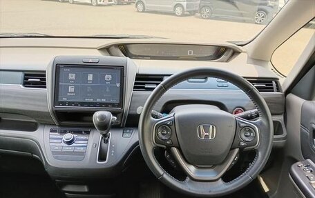 Honda Freed II, 2016 год, 1 230 000 рублей, 8 фотография