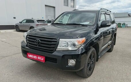 Toyota Land Cruiser 200, 2014 год, 3 655 000 рублей, 1 фотография