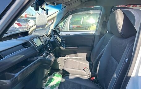 Honda Freed II, 2021 год, 1 440 000 рублей, 14 фотография