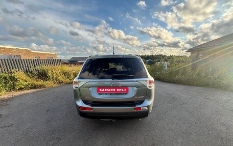 Mitsubishi Outlander III рестайлинг 3, 2012 год, 1 250 000 рублей, 1 фотография