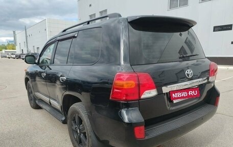 Toyota Land Cruiser 200, 2014 год, 3 655 000 рублей, 2 фотография