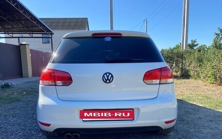 Volkswagen Golf VI, 2011 год, 999 999 рублей, 4 фотография
