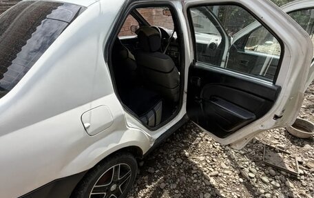 Renault Logan I, 2006 год, 210 000 рублей, 14 фотография
