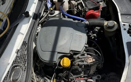 Renault Logan I, 2006 год, 210 000 рублей, 12 фотография