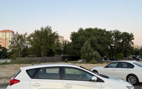 Toyota Auris II, 2013 год, 949 000 рублей, 6 фотография