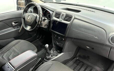 Renault Logan II, 2016 год, 559 900 рублей, 9 фотография