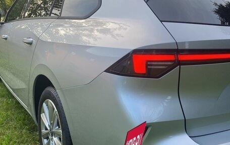Opel Astra, 2023 год, 2 300 000 рублей, 4 фотография