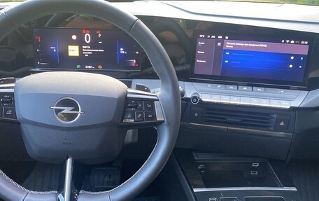 Opel Astra, 2023 год, 2 300 000 рублей, 19 фотография