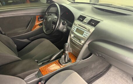 Toyota Camry, 2008 год, 1 020 000 рублей, 17 фотография