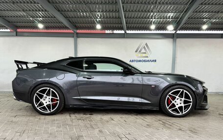 Chevrolet Camaro VI, 2017 год, 2 350 000 рублей, 6 фотография