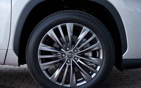 Toyota Highlander, 2026 год, 5 299 000 рублей, 28 фотография