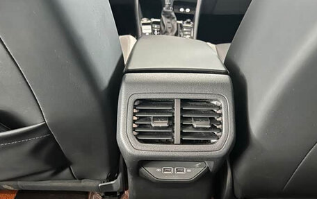 Volkswagen Bora, 2023 год, 1 381 600 рублей, 9 фотография