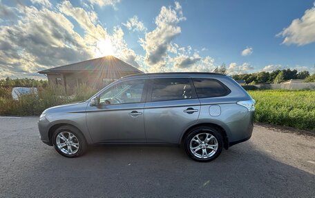 Mitsubishi Outlander III рестайлинг 3, 2012 год, 1 250 000 рублей, 6 фотография