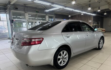 Toyota Camry, 2010 год, 1 050 000 рублей, 5 фотография