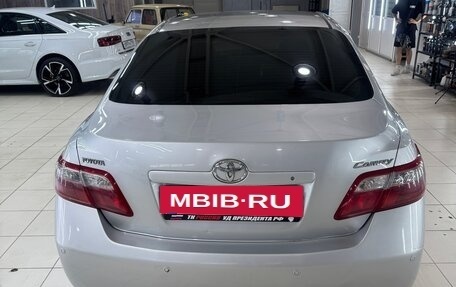 Toyota Camry, 2010 год, 1 050 000 рублей, 6 фотография