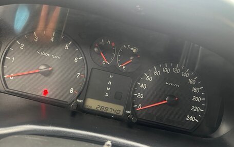 Hyundai Sonata IV рестайлинг, 2004 год, 400 000 рублей, 9 фотография
