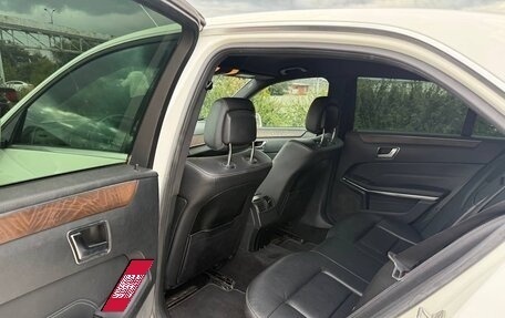 Mercedes-Benz E-Класс, 2013 год, 1 750 000 рублей, 8 фотография