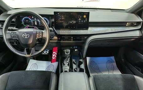 Toyota Camry, 2024 год, 4 010 000 рублей, 5 фотография