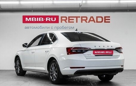 Skoda Superb III рестайлинг, 2021 год, 2 940 000 рублей, 7 фотография