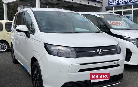 Honda Freed, 2026 год, 2 250 000 рублей, 3 фотография