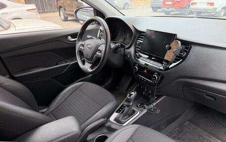 Hyundai Solaris II рестайлинг, 2022 год, 1 820 000 рублей, 12 фотография