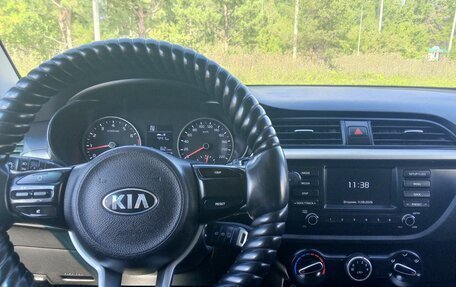 KIA Rio IV, 2018 год, 1 350 000 рублей, 4 фотография
