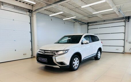 Mitsubishi Outlander III рестайлинг 3, 2016 год, 1 949 900 рублей, 2 фотография