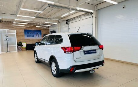 Mitsubishi Outlander III рестайлинг 3, 2016 год, 1 949 900 рублей, 4 фотография