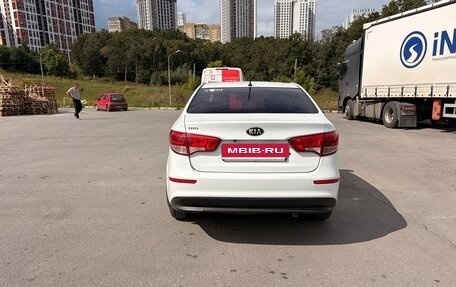 KIA Rio III рестайлинг, 2016 год, 650 000 рублей, 3 фотография