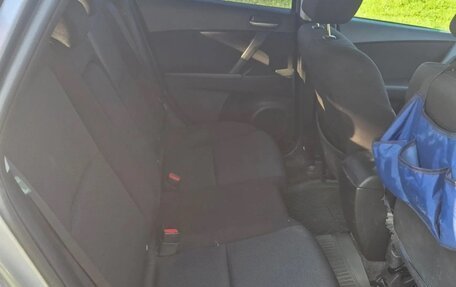 Mazda Axela, 2011 год, 950 000 рублей, 10 фотография