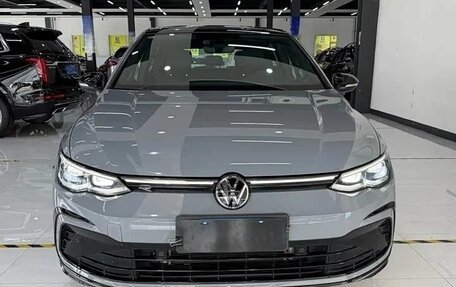Volkswagen Golf VIII, 2023 год, 2 180 000 рублей, 2 фотография