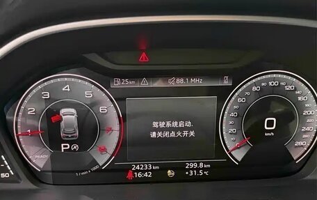 Audi Q3, 2022 год, 2 250 000 рублей, 26 фотография