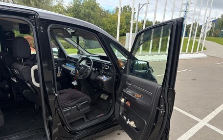 Honda Stepwgn IV, 2016 год, 1 650 000 рублей, 9 фотография