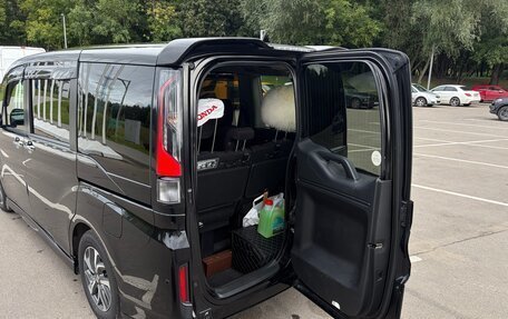 Honda Stepwgn IV, 2016 год, 1 650 000 рублей, 14 фотография