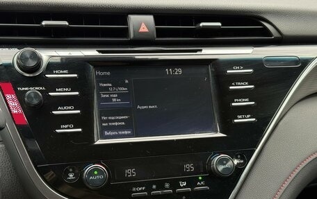 Toyota Camry, 2020 год, 2 900 000 рублей, 21 фотография