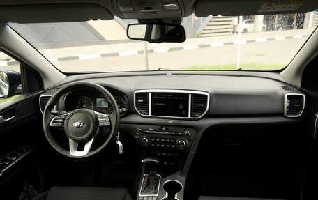 KIA Sportage IV рестайлинг, 2020 год, 2 050 000 рублей, 7 фотография