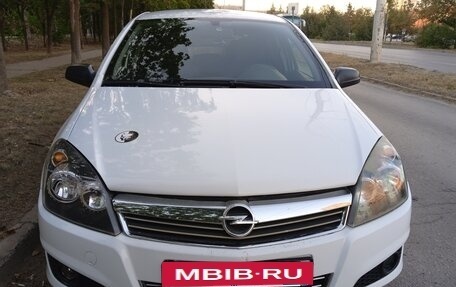Opel Astra H, 2008 год, 300 000 рублей, 2 фотография