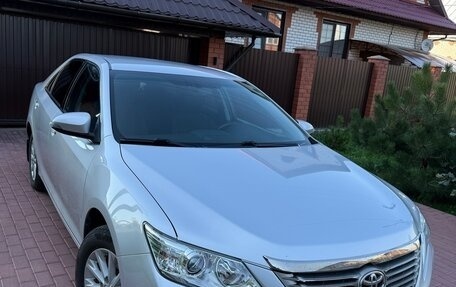 Toyota Camry, 2013 год, 1 970 000 рублей, 1 фотография