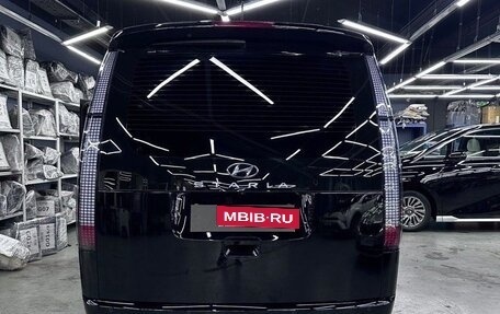 Hyundai Staria, 2021 год, 4 690 000 рублей, 14 фотография