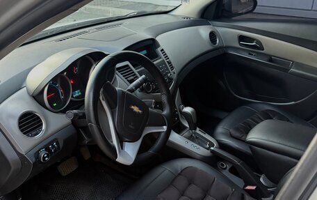 Chevrolet Cruze II, 2011 год, 400 000 рублей, 7 фотография